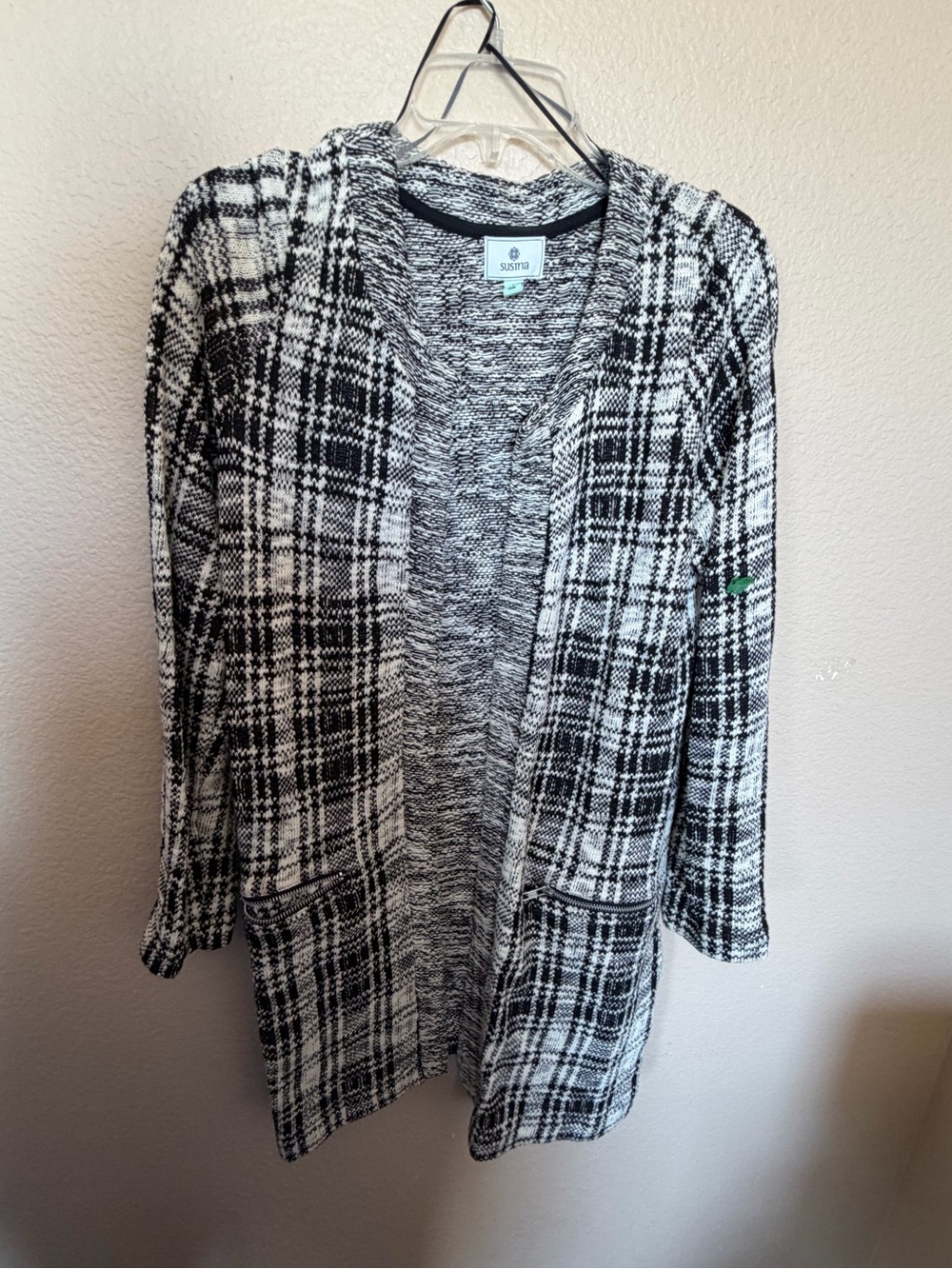 $10 SALE SUSINA Black & White Plaid Open-Front Women's Cardigan Sweater